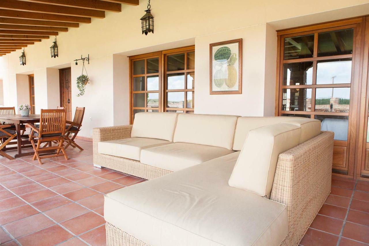 Affittacamere Casa Roble Almenara de Tormes Esterno foto