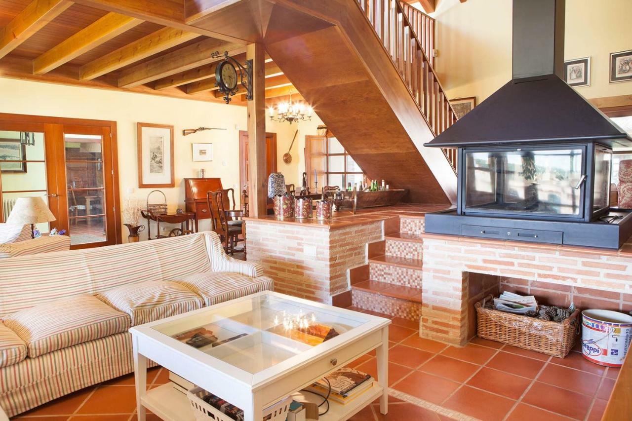 Affittacamere Casa Roble Almenara de Tormes Esterno foto