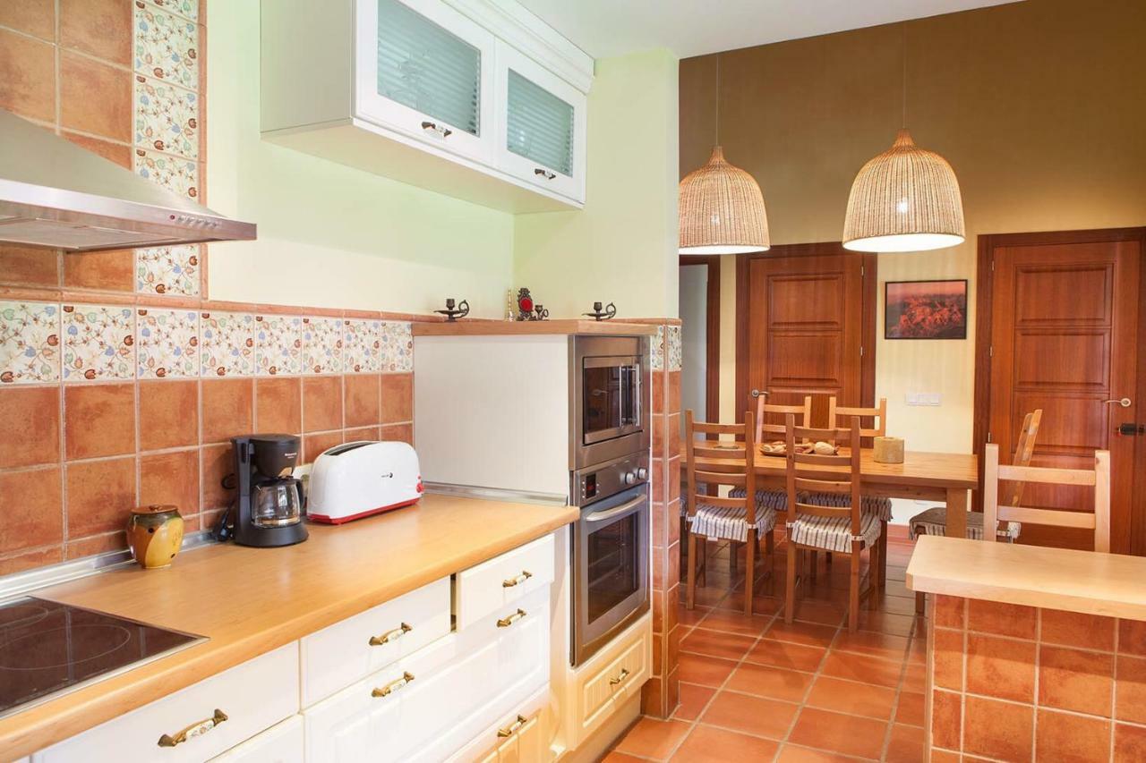 Affittacamere Casa Roble Almenara de Tormes Esterno foto