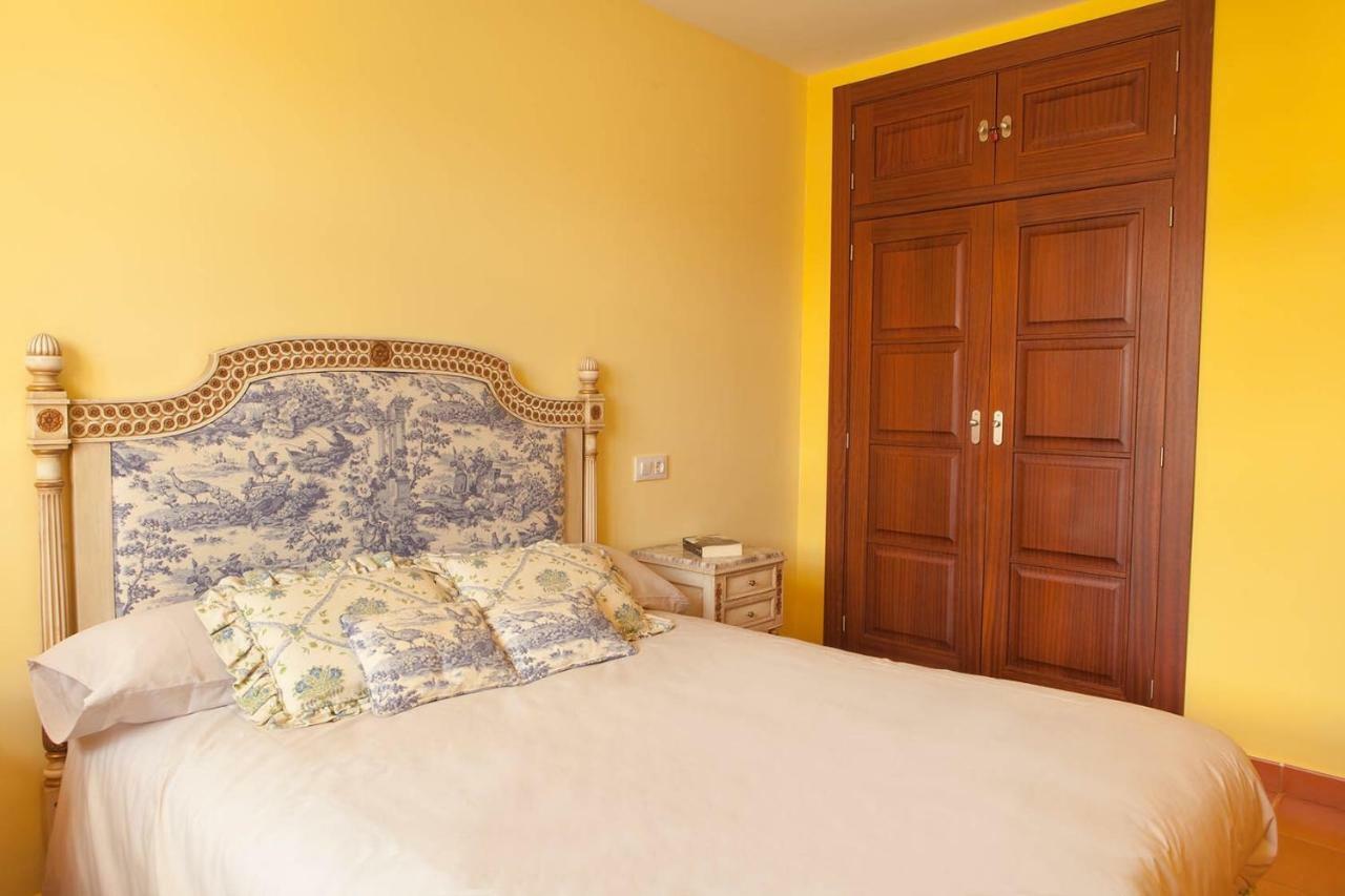 Affittacamere Casa Roble Almenara de Tormes Esterno foto