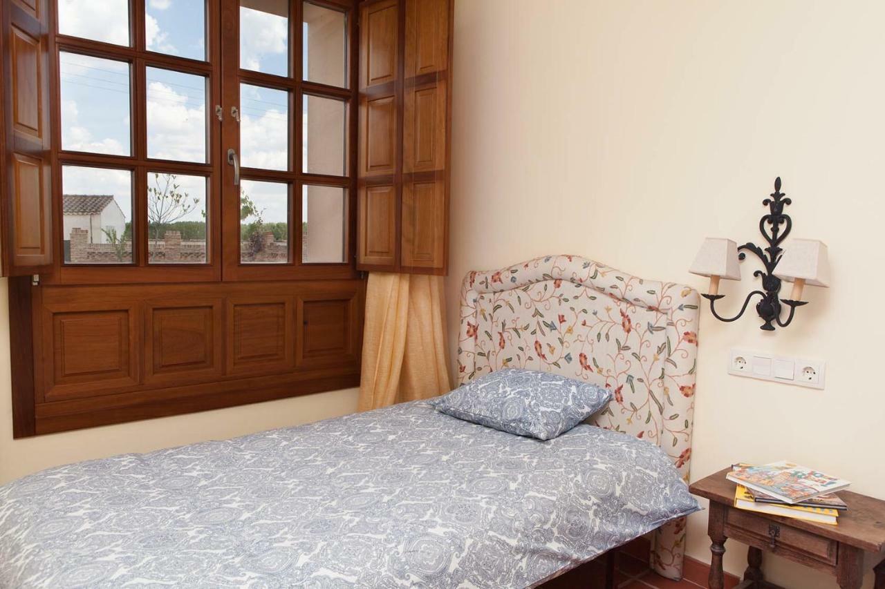 Affittacamere Casa Roble Almenara de Tormes Esterno foto
